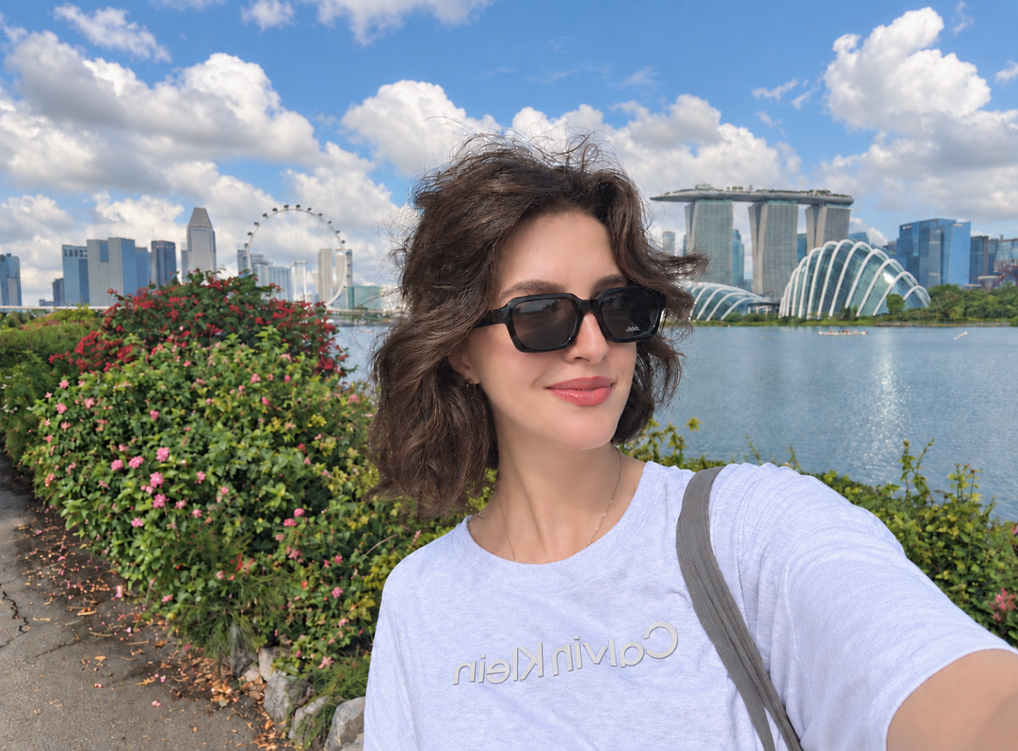 Ranya beside the Singapore waterfront