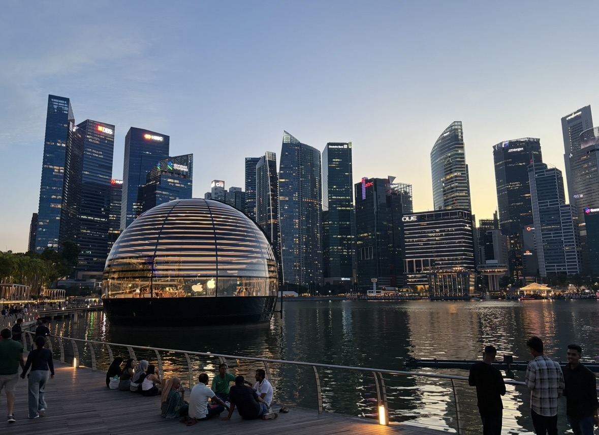 Singapore’s waterfront at dusk